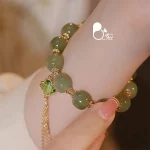 دستبند زمردی ون کلیف با سنگ طبیعی ترک از سایت بیوتی