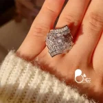 قیمت و خرید انگشتر سولیتر طرح جواهر با نگین باگت💎کپی جواهر خاص و درخشان