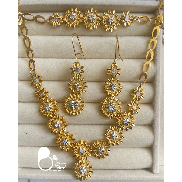 ست کامل طرح طلا زیتونی با تخفیف💎دو رنگ با برش کپی طلا ست کامل طرح طلا زیتونی با تخفیف💎دو رنگ با برش کپی طلا