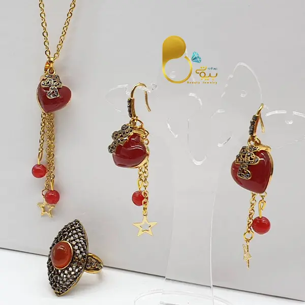 ست کامل طرح عقیق آویزدار | نگین میکرو مشکی، کلاسیک💎تخفیف ست کامل طرح عقیق آویزدار | نگین میکرو مشکی، کلاسیک💎تخفیف