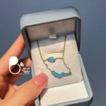 گردنبند «ایرانِ من ۲» | پلاک نقشه ایران میناکاری با دریاهای آبی، روکش طلا