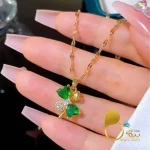 گردنبند شبدر زمردی💎فروشگاه زیورآلات بیوتی