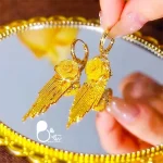 قییمت و خرید گوشواره گل رز رنگ ثابت مثل طلا 24 عیار