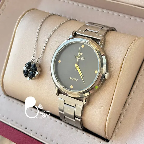 خرید ست ساعت مچی رنگ ثابت برند ویلوت با گردنبند 4 حالته مشکی با تخفیف خرید ست ساعت مچی رنگ ثابت برند ویلوت با گردنبند 4 حالته مشکی با تخفیف