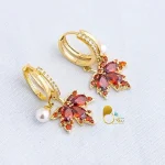 خرید گوشواره برگ پاییزی آویز مروارید ترک💎استیل روکش طلا