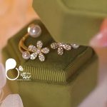 گوشواره گل بابونه مرواریدی 💎فروشگاه زیورآلات بیوتی