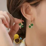 گوشواره شبدر زمردی💎فروشگاه زیورآلات بیوتی
