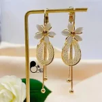 گوشواره کریستالی فلاور 💎فروشگاه زیورآلات بیوتی