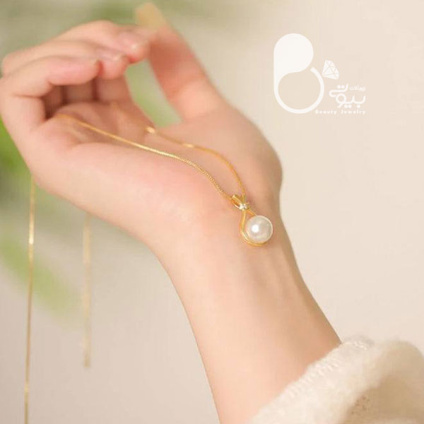 گردنبند اشک ماه مرواریدی 💎فروشگاه زیورآلات بیوتی گردنبند اشک ماه مرواریدی 💎فروشگاه زیورآلات بیوتی