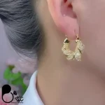 گوشواره کریستالی آنتولا 💎فروشگاه زیورآلات بیوتی