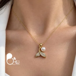 گردنبند زنانه دم وال صدف مروارید طلایی