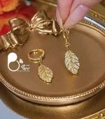 گوشواره زنانه برگ نگینی